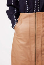 Stella Curved Hem Leather Skirt - Husk