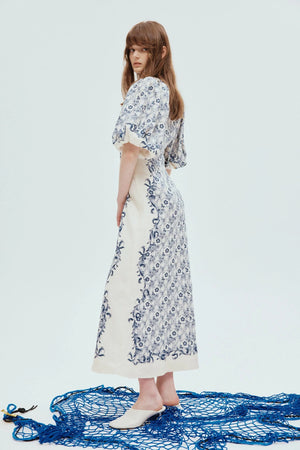 
            
                Load image into Gallery viewer, PREORDER- AIRLIE MIDI DRESS
            
        