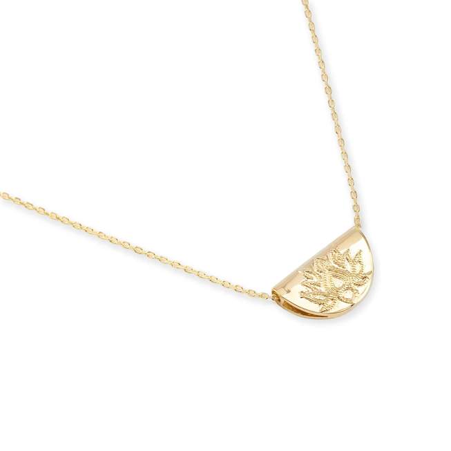 
            
                Load image into Gallery viewer, GOLD LOTUS SHORT NECKLACE
            
        