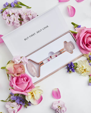 
            
                Load image into Gallery viewer, FLORAL FACIAL ROLLER
            
        