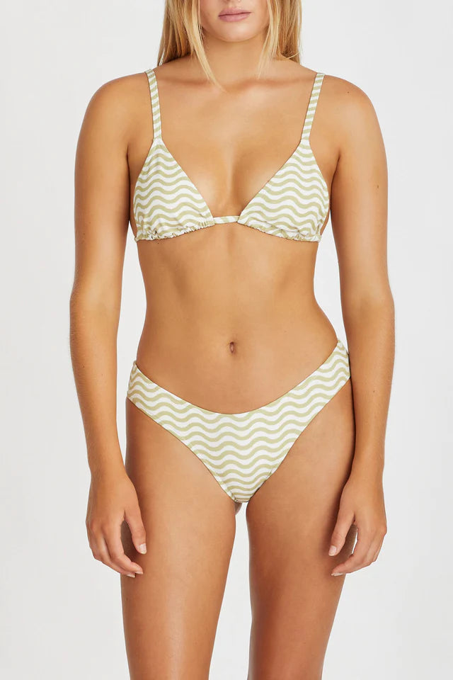 Chartreuse Wave Curve Brief