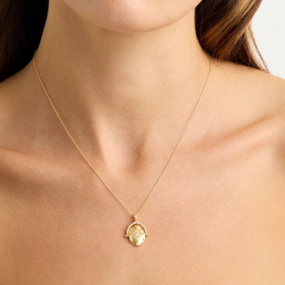 
            
                Load image into Gallery viewer, North Star Spinner Necklace - Gold Vermeil
            
        